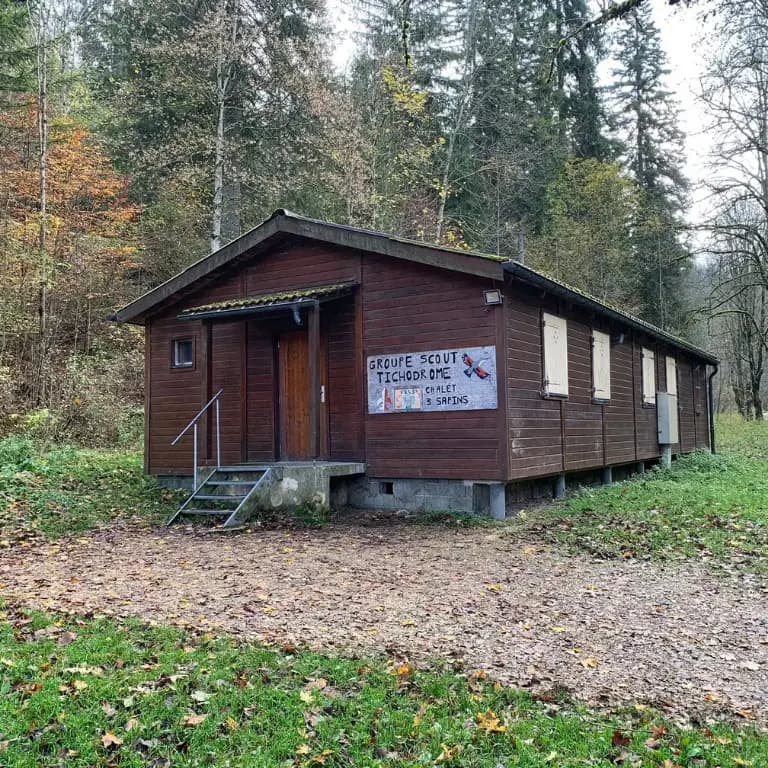 Chalet scout du Tichodrome